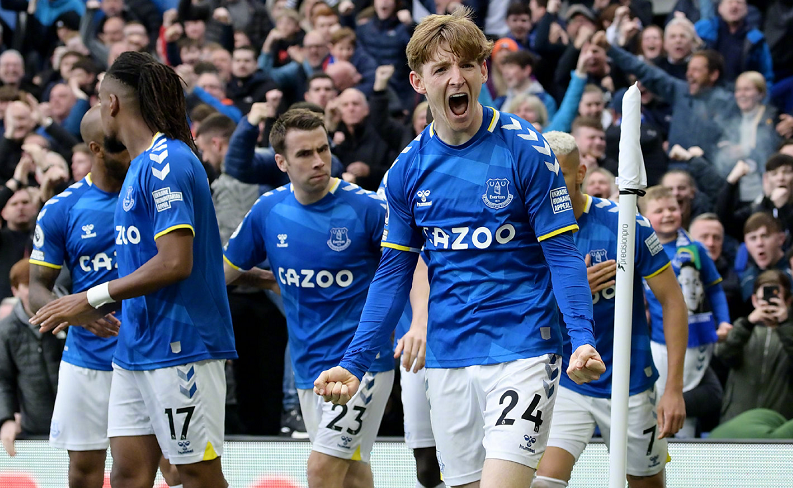 山东泰山主场收官：10胜3平2负，负成都申花，6-0国安&3-1海港（山东泰山主场赛季收官战绩：10胜3平2负，负成都与申花，曾6-0国安、3-1海港）