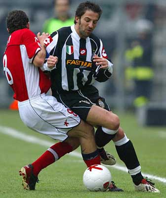 穆帅评价本菲卡13场不败，认为网坛3巨头之一本可以踢足球（穆里尼奥评本菲卡13场不败：称网坛三巨头之一能改行踢足球）