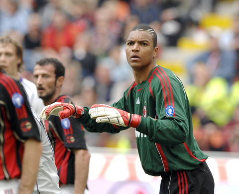 安东尼奥：王钰栋身体和精神都很疲劳，我们决定让他休息（安东尼奥：王钰栋身心俱疲，已安排休整）