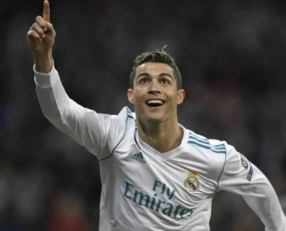 因西涅：离开那不勒斯的选择并不成功；孔蒂是值得信赖的保障（因西涅坦言离开那不勒斯未达预期 孔蒂是可靠依靠）