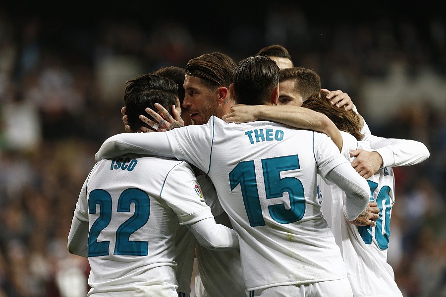 劳塔罗进球后比出A字，把进球献给受伤的前队友阿什拉夫（劳塔罗破门后摆出“A”手势，致敬受伤的昔日队友阿什拉夫）