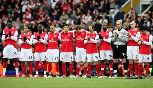 苏超奖杯由徐州企业使用3D打印打造，使用航天级钛合金（苏超冠军奖杯由徐州企业3D打印完成，采用航天级钛合金材质）