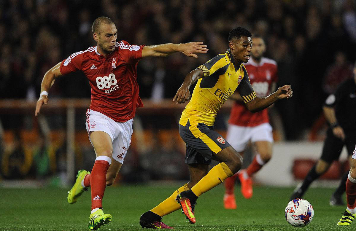 拉波尔塔：梅西回归巴萨？这是不切实际的期望（拉波尔塔：期待梅西回归巴萨并不现实）